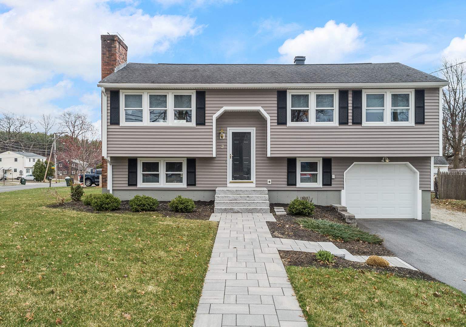 2 Smyth Lane, Manchester, NH 03104 Zillow