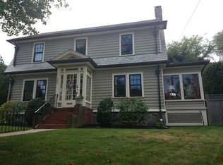 668 Newton St, Brookline, MA 02467