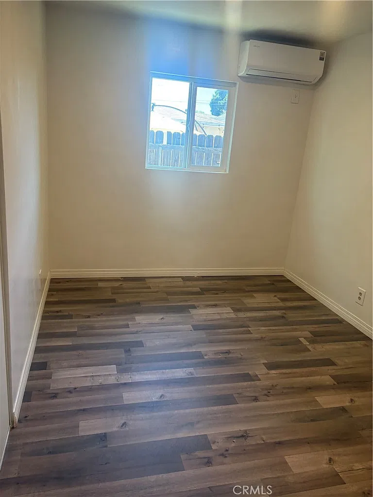 2 bed, 800 sqft, $1,850 — Photo 2