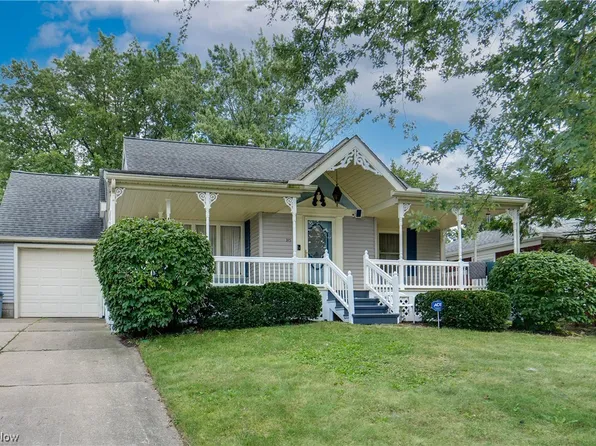 315 Schrop Ave, Akron, OH 44312