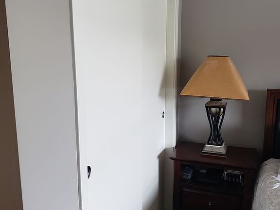 5th image of 1515 Dock St Unit 201