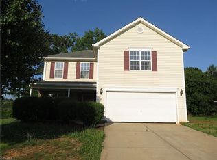 711 Audrey Ln, Burlington, NC 27217