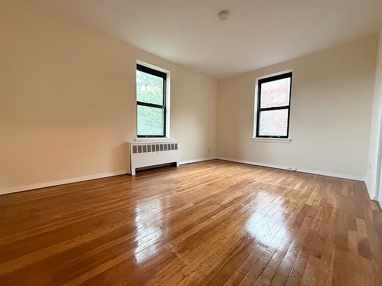 10 Franklin Ave #6L — Photo 1
