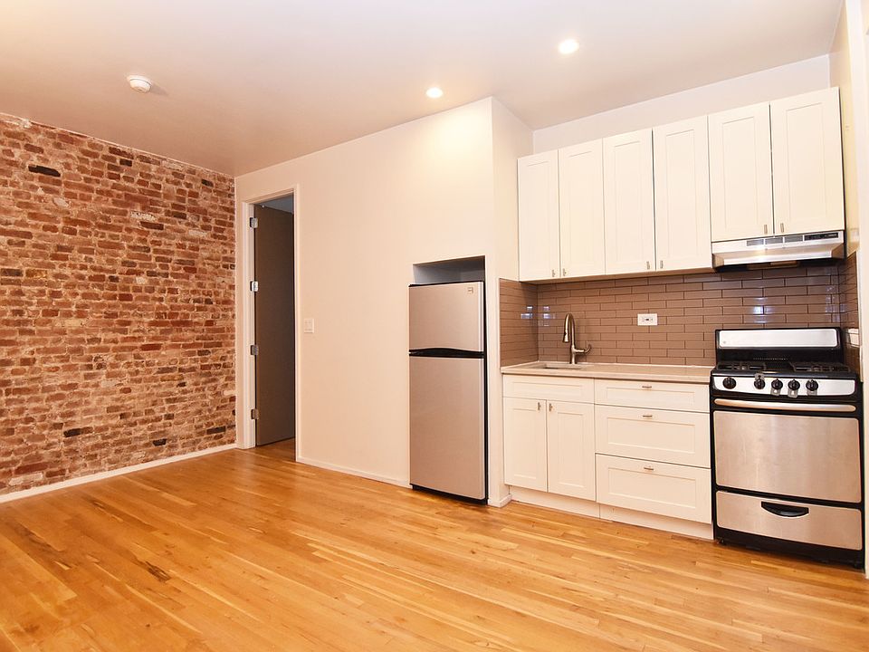 1st image of 580 Saint Nicholas Ave APT 3D