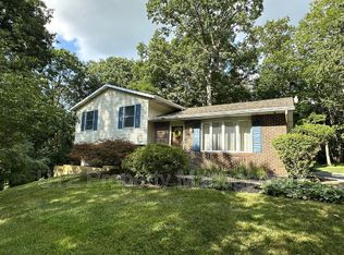656 Alpine Ln, Westminster, MD 21157