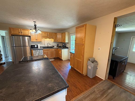 5th image of 17140 Froghop Rd