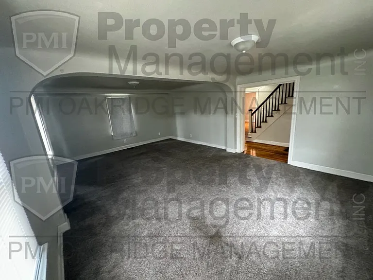 906 Race Dr #1 — Photo 6