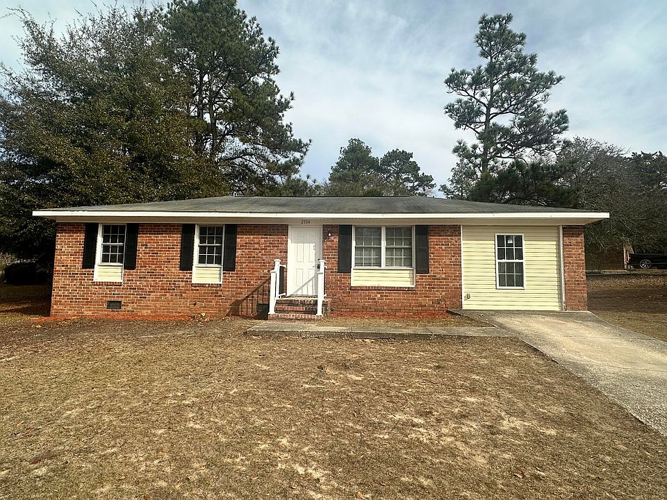 1st image of 2504 W Kensington Drive