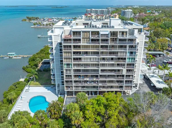 500 N Osceola Ave APT 810, Clearwater, FL 33755