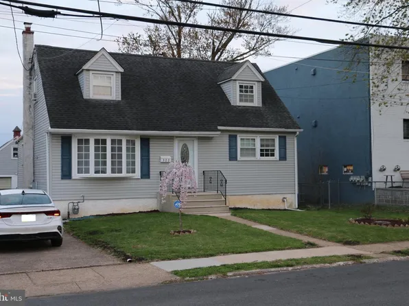 922 Lawnton Ter, Glenolden, PA 19036