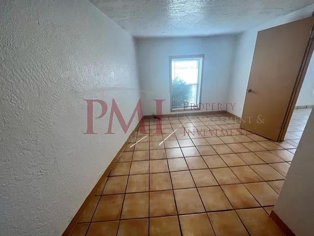2106 College Street #6 — Photo 14