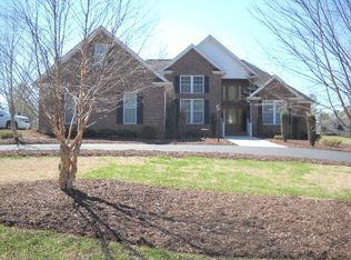 75 Sycamore Cir, Danville, VA 24540