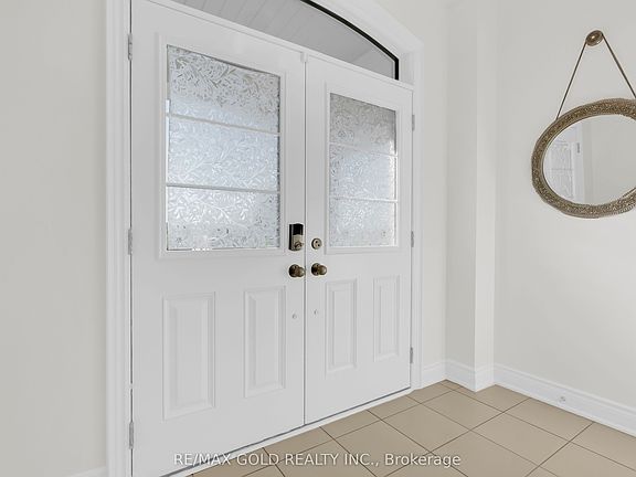 4th image of 127 Lionhead Golf Club Rd
