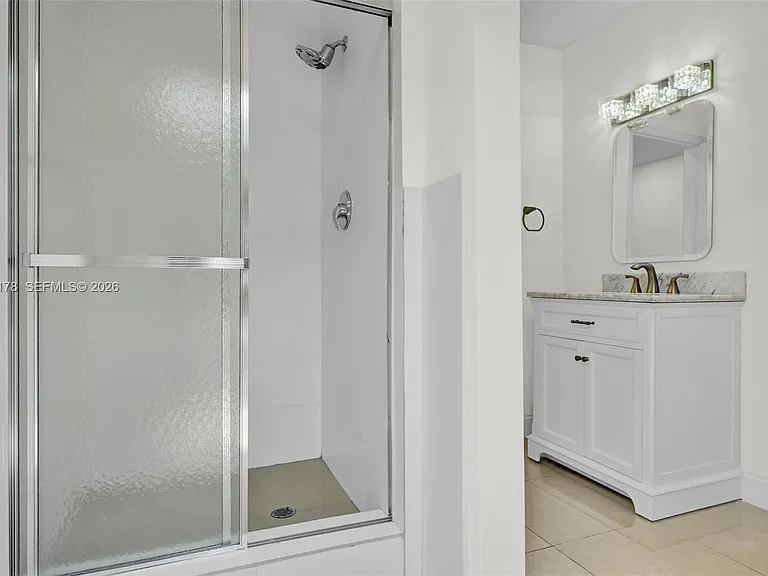 16453 NE 33rd Ave — Photo 20