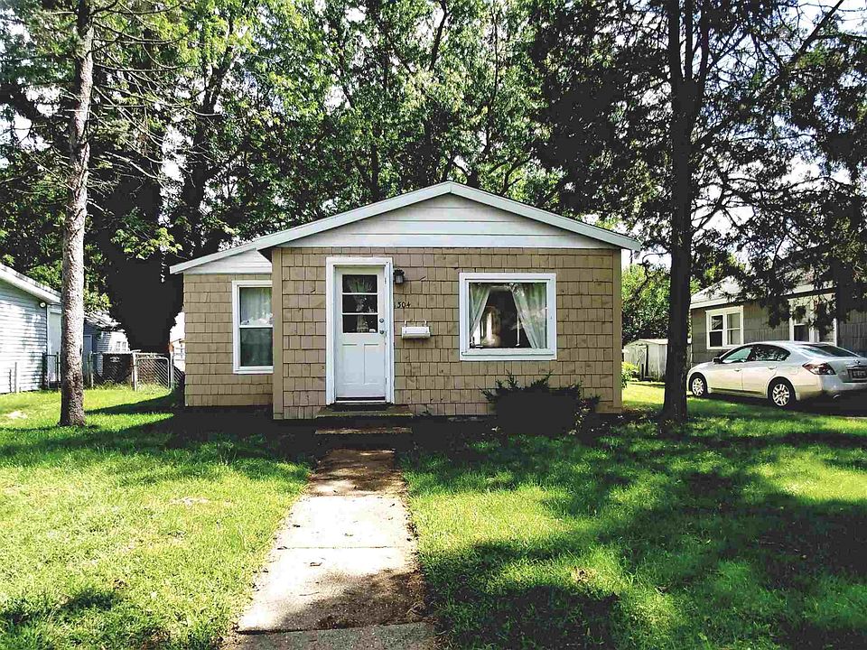 1st image of 1304 S 31st St