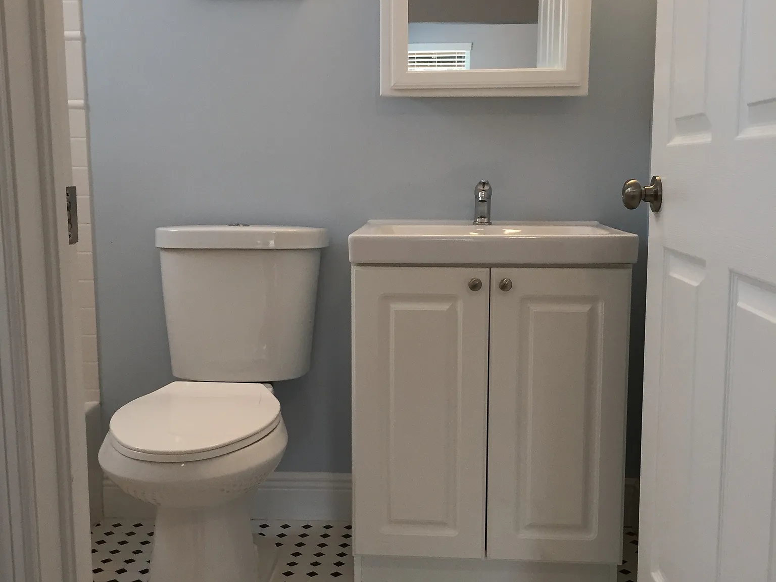 Studio, 335 sqft, $1,545 — Photo 4