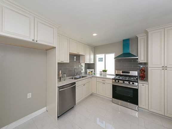 3rd image of 4308 Alta Lake Ave
