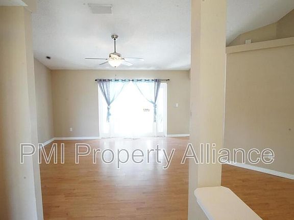 2nd image of 12111 Goldenstar Ln