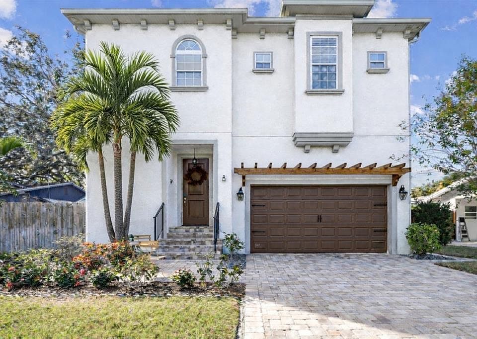 1st image of 2808 W PEARL AVENUE