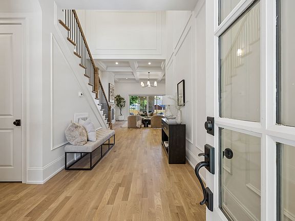 5th image of 513 Crosswood Ct
