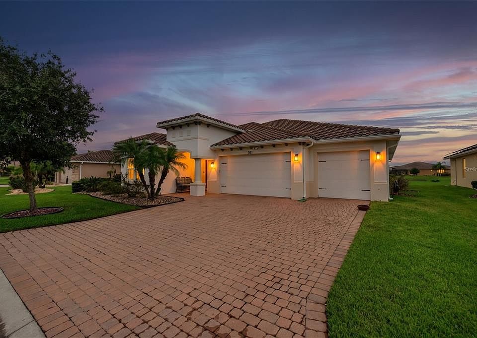 1st image of 555 TAPATIO LANE