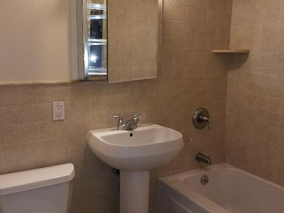 5th image of 81 Riverdale Ave #8H