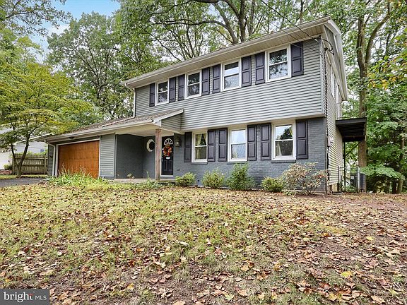 3rd image of 1421 Jill Dr