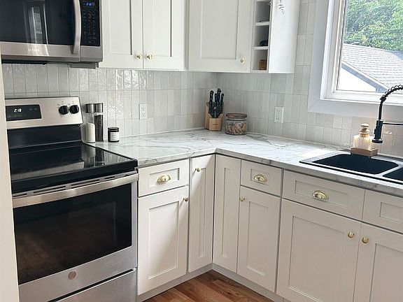5th image of 26 Lynnville Dr