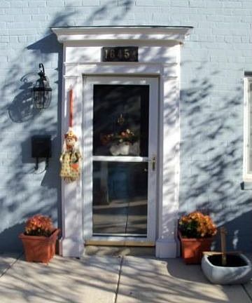 5th image of 1645A N Van Dorn St