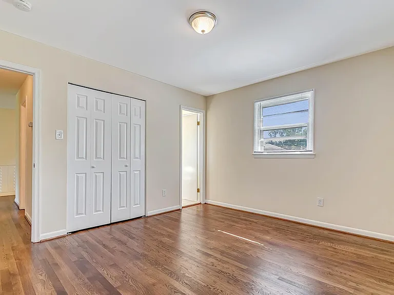 8808 Patricia Ct — Photo 26