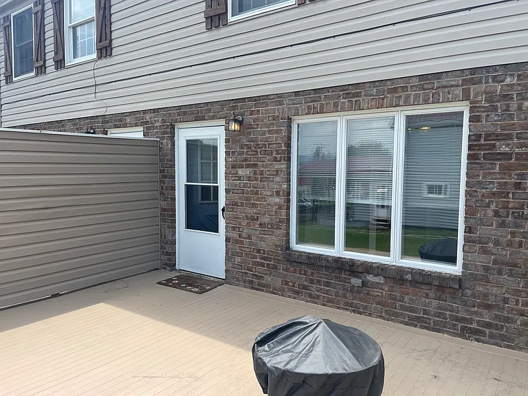 908 Church St #1 — Photo 10
