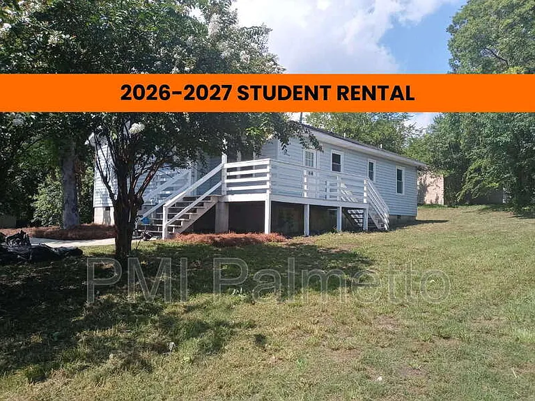 1016 Walnut St — Photo 1