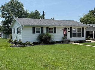 210 Sycamore St, Loogootee, IN 47553