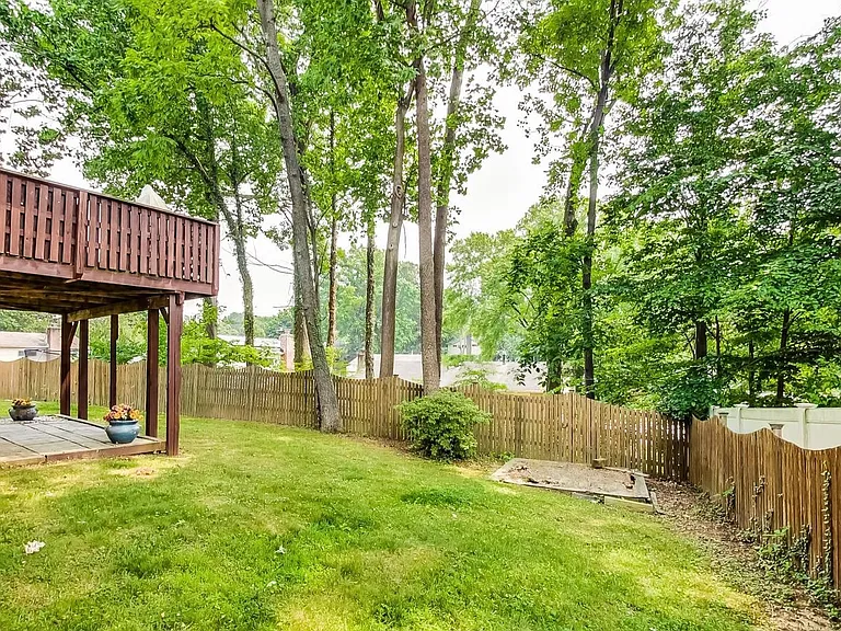 4704 Lance Ct — Photo 45