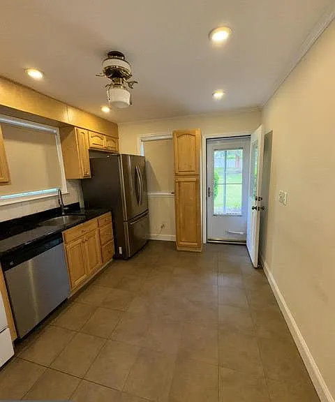 113 Glendale Rd — Photo 15