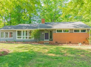 1116 Pembroke Rd, Greensboro, NC 27408