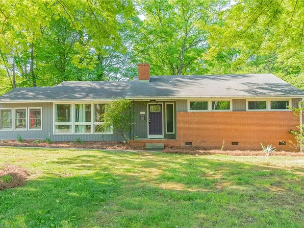 1116 Pembroke Rd, Greensboro, NC 27408