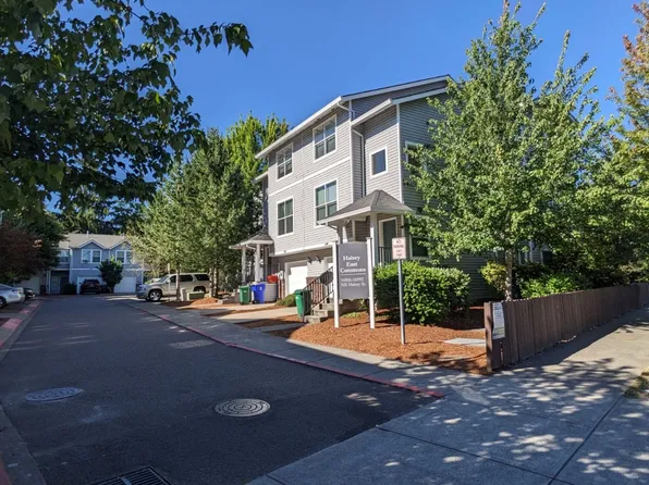 Halsey East Townhomes