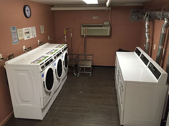 5th image of 145 Dock St #314