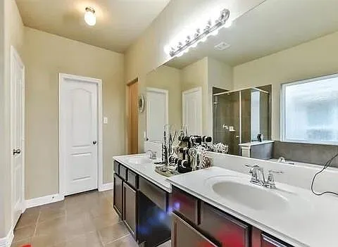 2575 Riverway Dr — Photo 16