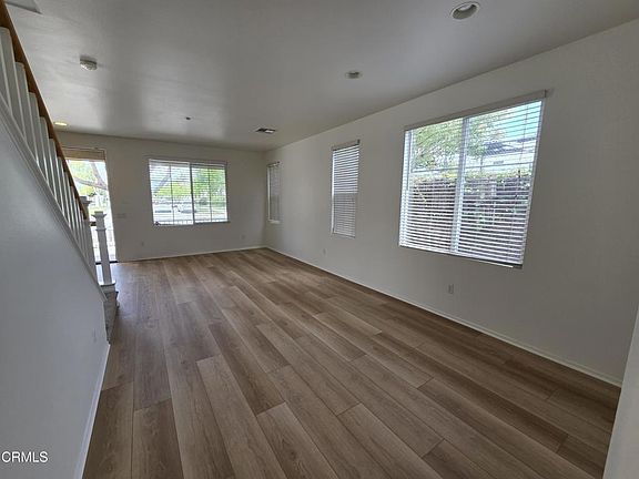 5th image of 686 Morado Pl