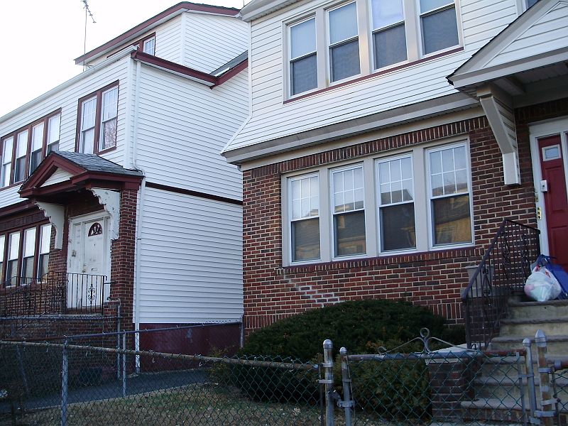 1st image of 165 Brookwood St