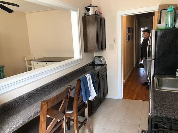 3rd image of 271 E 241st St #3C