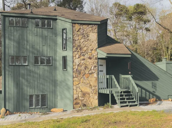 2218 Cedar Forks Dr, Marietta, GA 30062