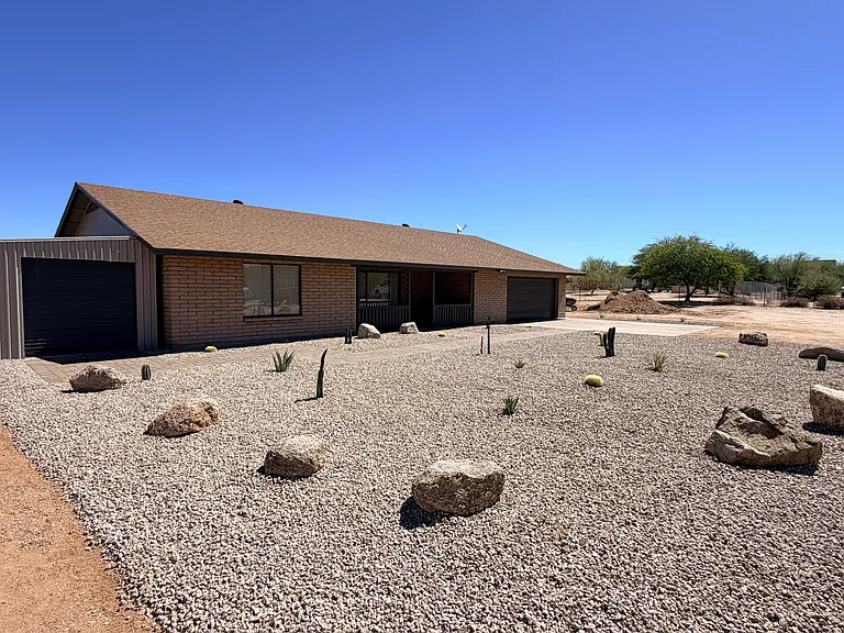 4224 E Ashler Hills Dr — Photo 2