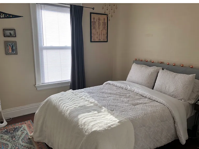 13 Abbottsford Pl #2 — Photo 2