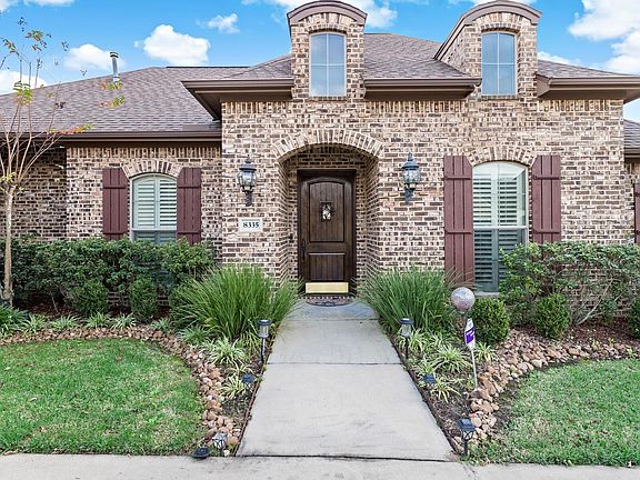 3rd image of 8335 Winnsboro Cir