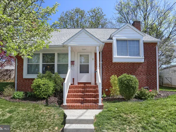 2 Riddle Rd, Camp Hill, PA 17011