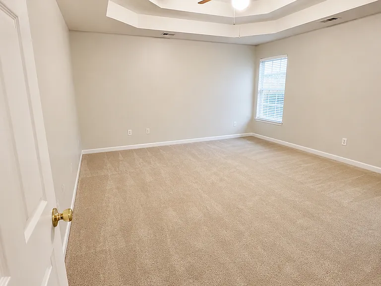 212 Rankin Cir — Photo 9