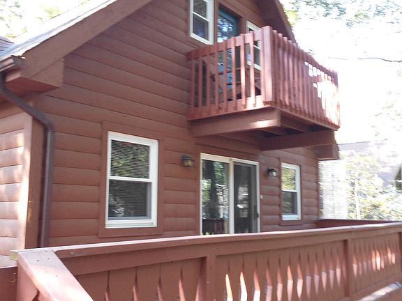 2nd image of 61 Byron Ln